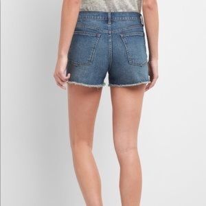 EUC Gap 3” Shorts Raw Hem